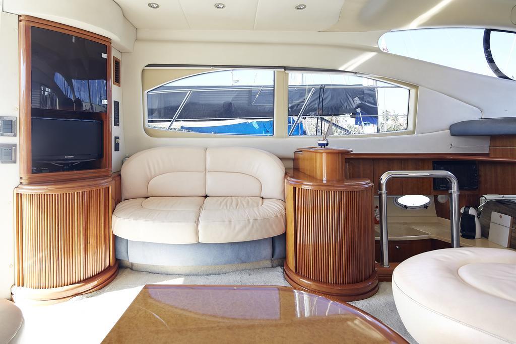 La Gavina Boat Barcelone