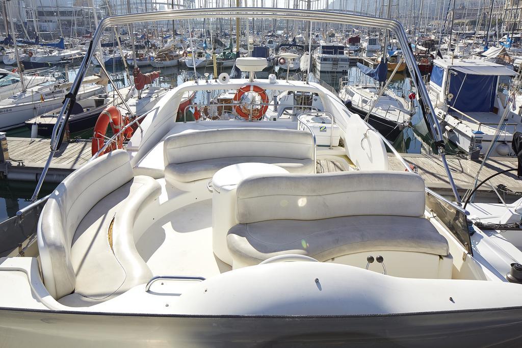La Gavina Boat Barcelone