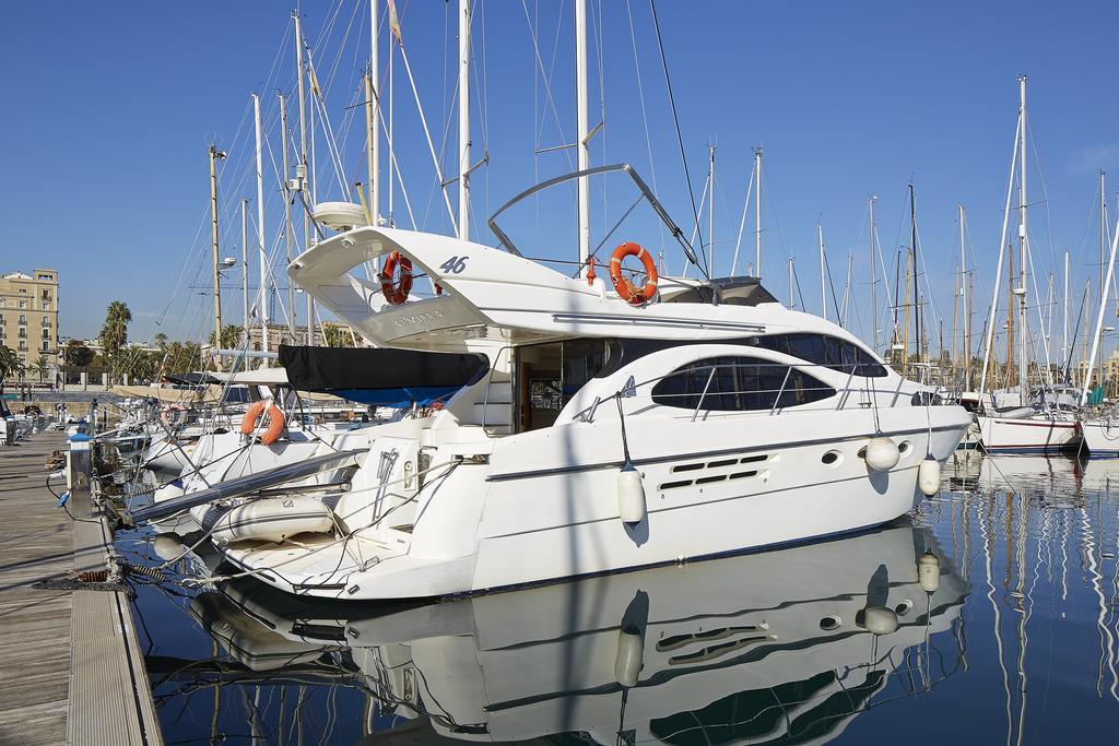 La Gavina Boat